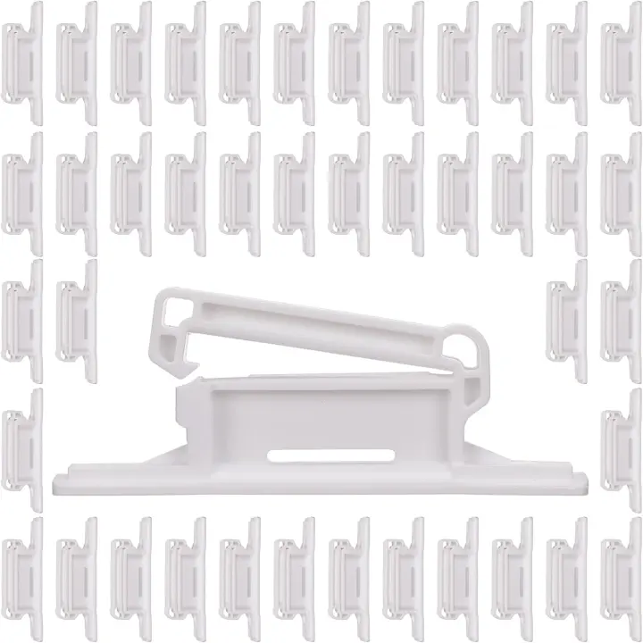 Nail-On Electric Fence Insulators — Polyethylene for Wood/Vinyl Posts (100)
