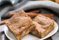 Golden Apple Cinnamon Blondies