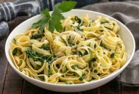 Creamy Spinach Alfredo Pasta