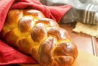 Golden Spiced Pumpkin Challah