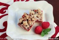 A Guest’s Signature Raspberry Streusel Bars