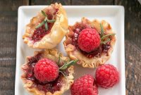 Baked Brie Raspberry Delights