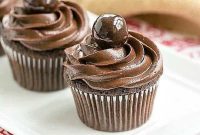 Fluffy Fudgy Chocolate Cupcakes