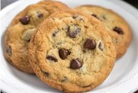Soft Baked Chocolate Chip Thins