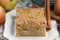 Cinnamon Apple Streusel Cake