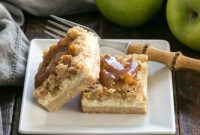 Golden Caramel Apple Cheesecake Bars