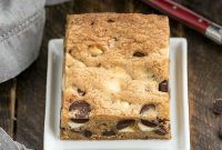 Ultimate Chocolate Chip Cookie Bars
