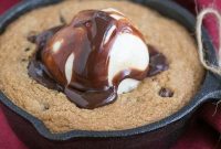 Ultimate Skillet Chocolate Chip Cookie