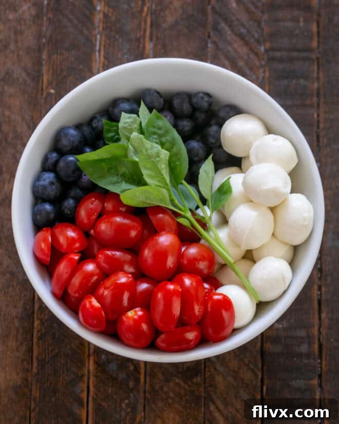 Caprese salad with blueberries ingredients.
