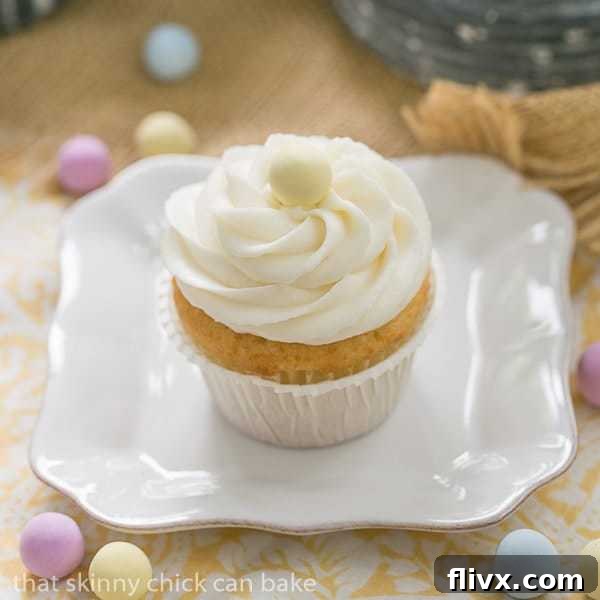 Buttercream Topped Vanilla Cupcakes - Delightfully delicious vanilla cupcakes!