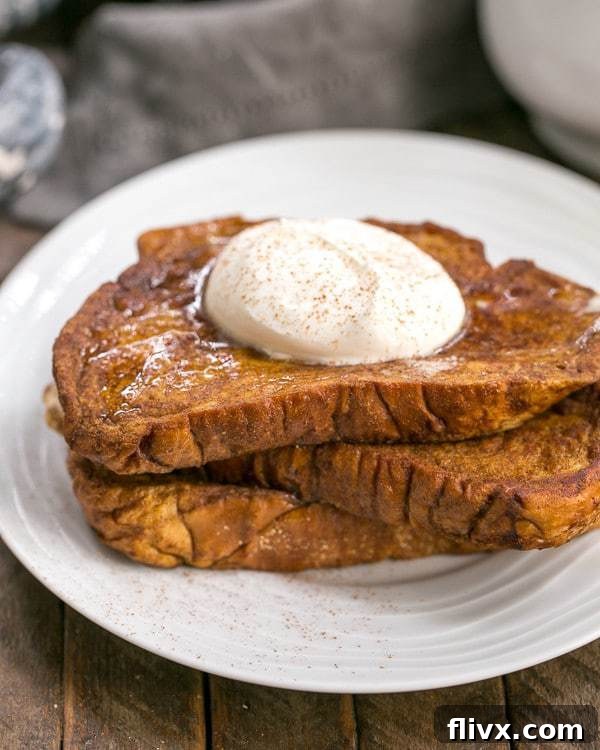 Pumpkin French Toast | A decadent breakfast treat with all the fabulous autumnal flavors of pumpkin pie!