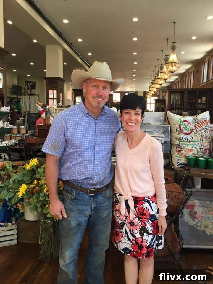 Liz and the Pioneer woman\'s husband at their retail shop in Oklahoma.